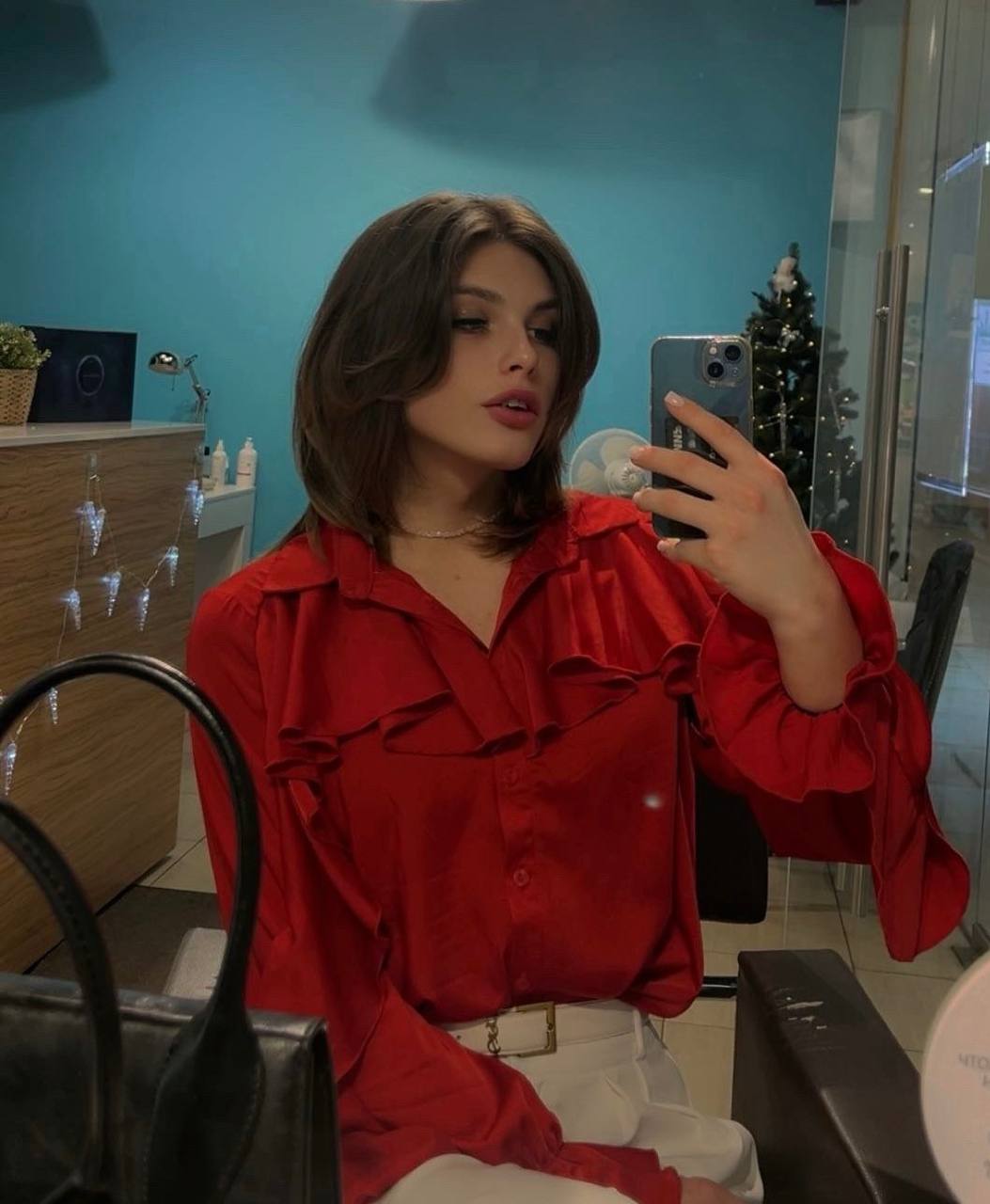 Ева