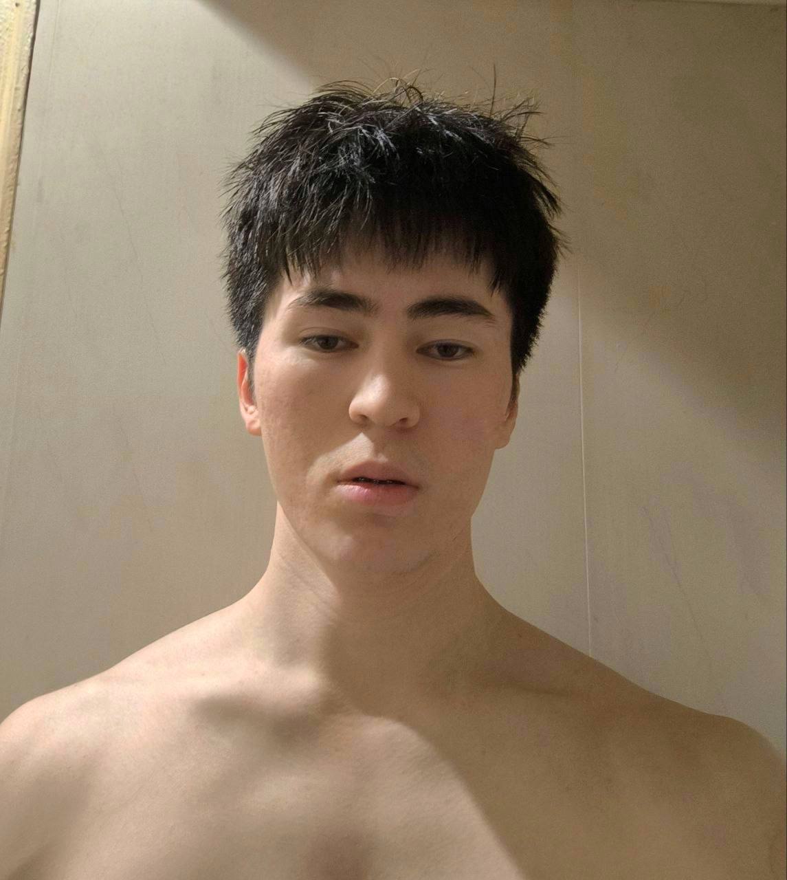 Ли