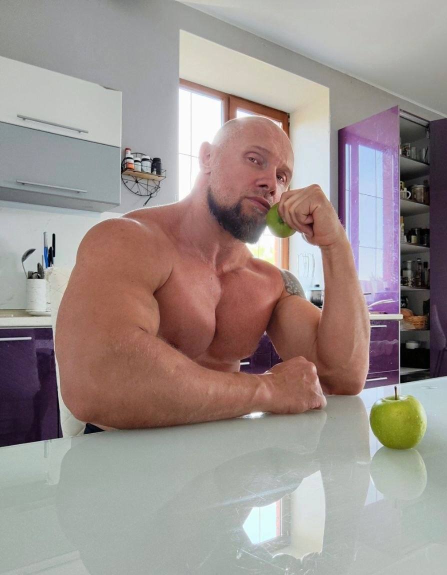 Алекс